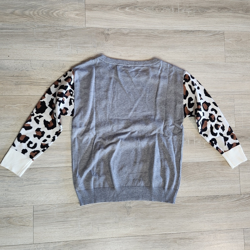 Super Soft🔥Leopard sleeve Sweater Top✨️ - Picture 14 of 14